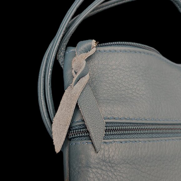 Sven Berkeley Crossbody Bag Dark Teal Leather EUC - Picture 5 of 5